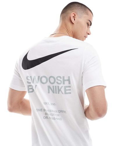 Nike Club - T-shirt bianca-Bianco - Nike - Modalova