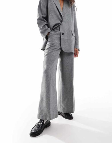 Corpcore - Pantaloni sartoriali oversize taglio lungo grigi in coordinato - Something New - Modalova