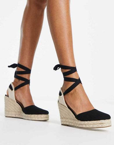 Venus - Espadrilles nere con punta chiusa e zeppa - Schuh - Modalova