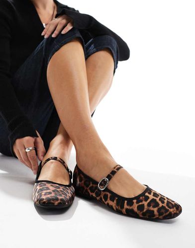 Ballerine con stampa leopardata - Stradivarius - Modalova