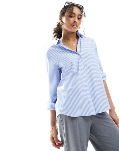 Camicia in popeline con motivo gessato - Stradivarius - Modalova