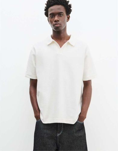 Polo texturé à manches courtes - cassé - Pull & bear - Modalova