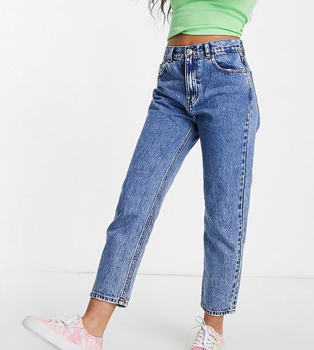 Petite - Mom jeans basic medio - Pull & Bear - Modalova