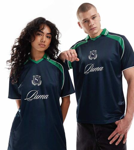 Archive - Maglia da calcio blu navy e verde con stampa - In esclusiva per ASOS - Puma - Modalova