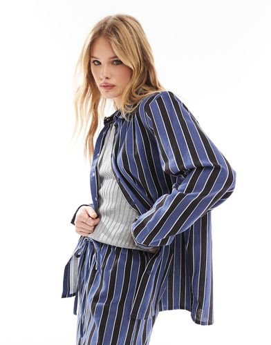 Camicia oversize a righe color block blu in coordinato - Wednesday's Girl - Modalova