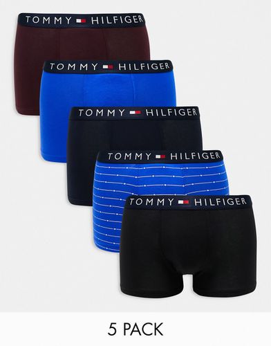 Confezione da 5 boxer aderenti con fascia in vita blu navy con logo - Tommy Hilfiger - Modalova