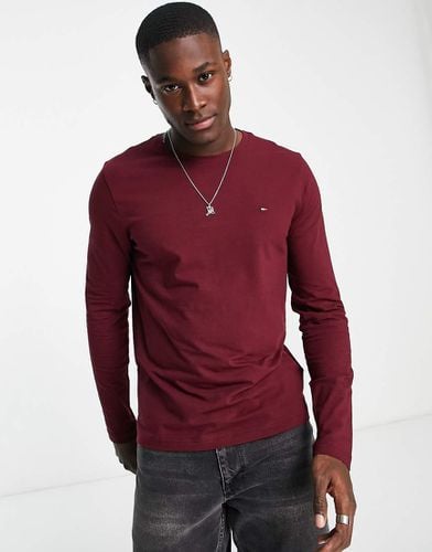 T-shirt slim a maniche lunghe in cotone elasticizzato bordeaux con logo della bandiera - Tommy Hilfiger - Modalova