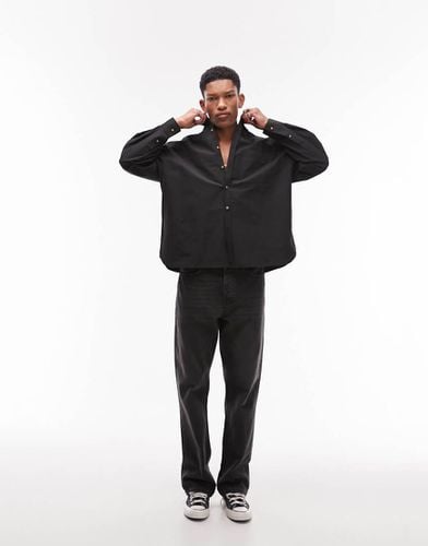 Limited - Camicia a maniche lunghe oversize nera con colletto a punta - Topman - Modalova