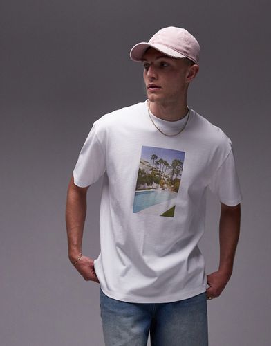 T-shirt oversize bianca con stampa fotografica di piscina - Topman - Modalova