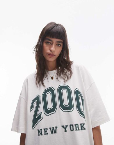 T-shirt oversize bianca premium con stampa "2000 New York" - Topshop - Modalova