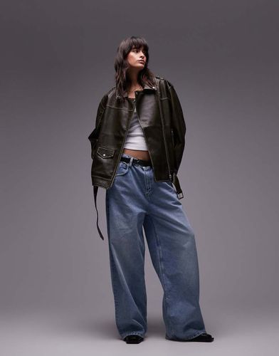 Giacca biker super oversize in pelle sintetica nera - Topshop - Modalova