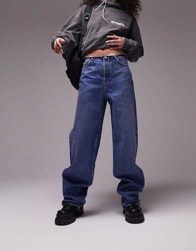 Mom jeans oversize medio con fascia in vita grezza - Topshop - Modalova