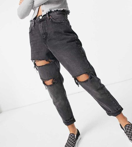 Mom jeans slavato con strappi - Topshop Petite - Modalova