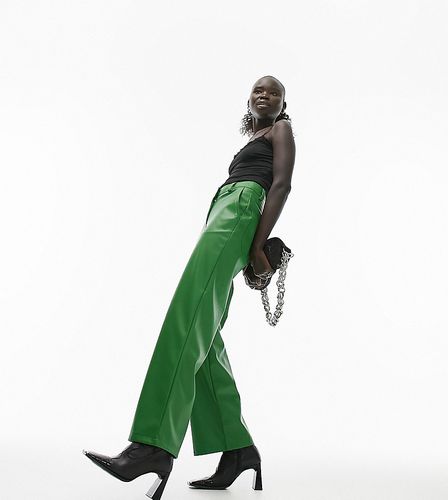 Pantaloni a fondo ampio in pelle sintetica verdi - Topshop Petite - Modalova