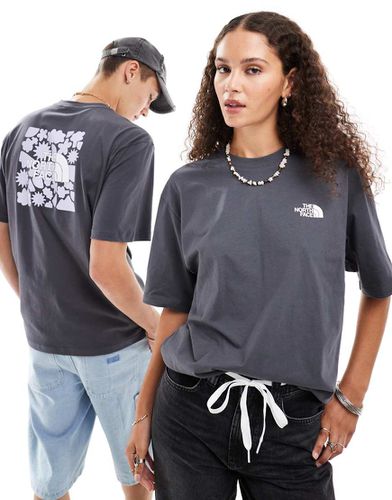 Doodles - T-shirt oversize slavato con stampa di scarabocchi sul retro - The North Face - Modalova