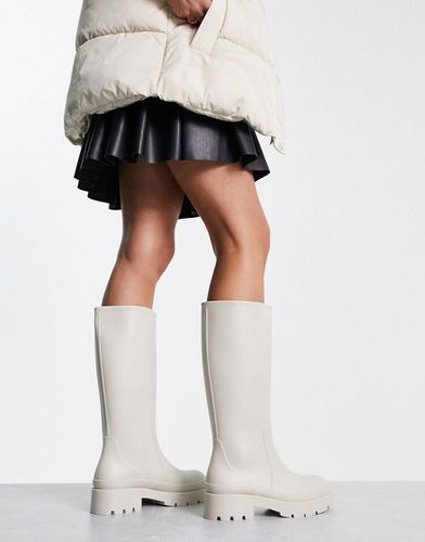 Stivali al ginocchio color crema opaco con suola spessa - Truffle Collection - Modalova