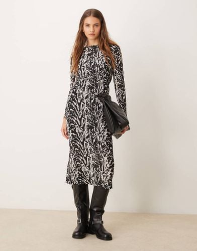 Vestito midi plissé con stampa animalier in bianco e e scollo a barchetta - Vila - Modalova