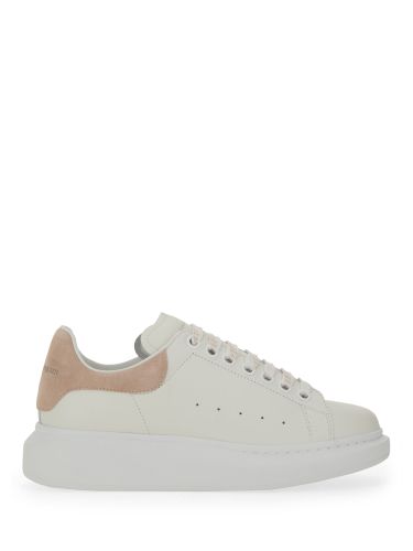 Alexander mcqueen oversized sneaker - alexander mcqueen - Modalova