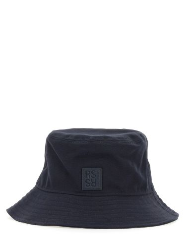 Raf simons bucket hat - raf simons - Modalova