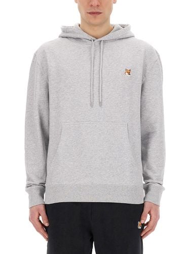 Sweatshirt with fox patch - maison kitsuné - Modalova