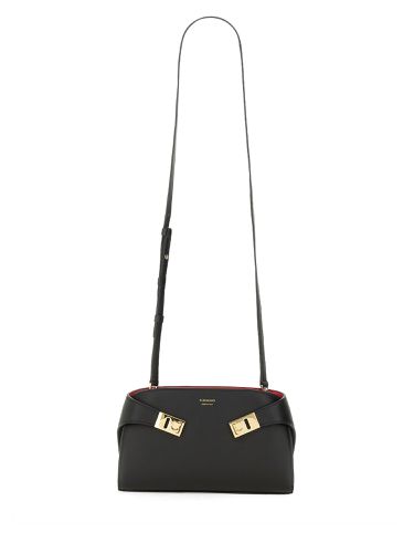 Ferragamo hug shoulder bag - ferragamo - Modalova