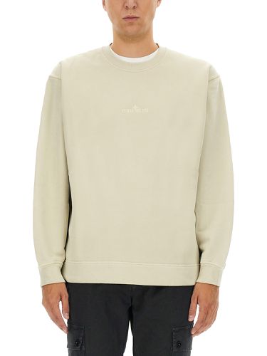 Stone island sweatshirt with logo - stone island - Modalova