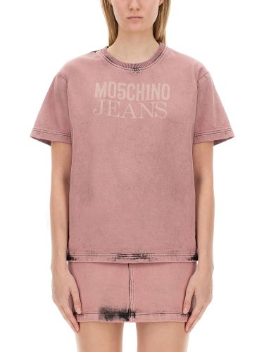 Moschino jeans t-shirt with logo - moschino jeans - Modalova