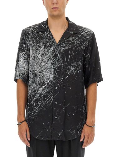 Smashed screen" hawaiian shirt - alexander mcqueen - Modalova