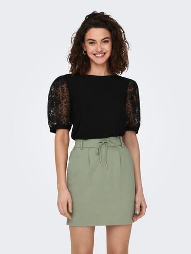 Volumen Top With Lace Sleeves - ONLY - Modalova