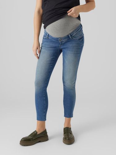 Slim Fit Extra High Waist Raw Hems Jeans - MAMA.LICIOUS - Modalova