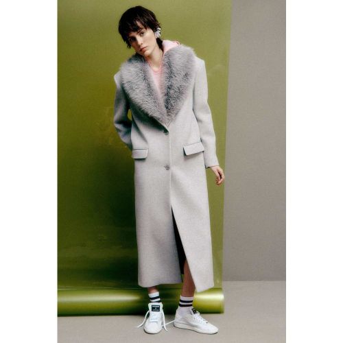 Langer Mantel mit fluffy Kragen - PATRIZIA PEPE - Modalova