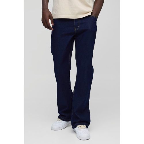 Jeans a zampa rilassati in denim rigido - boohoo - Modalova