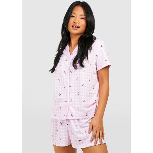 Petite Gingham Cherry Short Pyjama Set - boohoo - Modalova