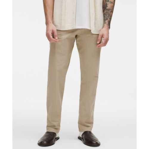 “ Pantalon chino ABC coupe classique Coton VersaTwill extensibles â€“ 86 cm â€“ Taille 33 - lululemon - Modalova