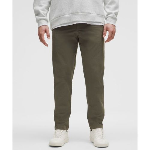 “ Pantalon chino ABC coupe classique Coton VersaTwill extensibles â€“ 86 cm â€“ Vert â€“ Taille 34 - lululemon - Modalova