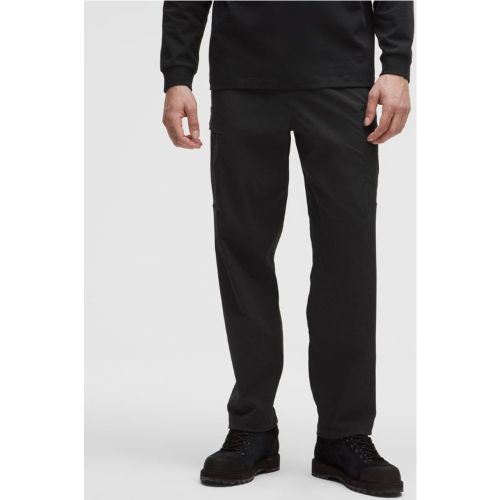 “ Pantalon cargo en coupe dÃ©contractÃ©e Standards â€“ Taille 32 - lululemon - Modalova