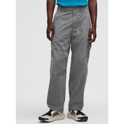 “ Pantalon cargo tissÃ© oversize Collection SLNSHs â€“ Gris â€“ Taille 33 - lululemon - Modalova