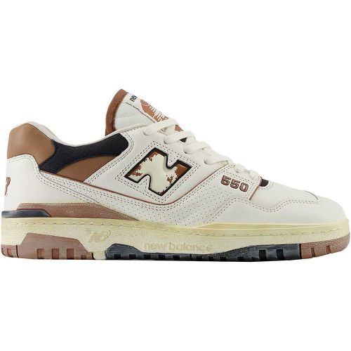 BB550VGC, // EU40 UK6+ US7 - New Balance - Modalova