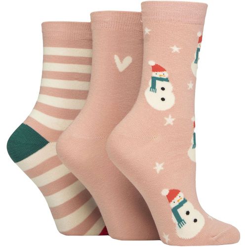 Ladies 3 Pair Caroline Gardner Christmas Patterned Cotton Socks Snowman 4-8 - SockShop - Modalova
