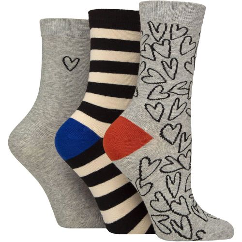 Women's 3 Pair Caroline Gardner Patterned Cotton Socks Small Heart Outline Mix 4-8 Women's - SockShop - Modalova