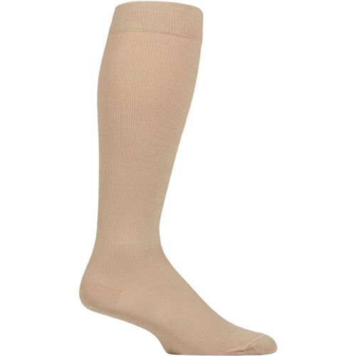 Mens and Women's 1 Pair Charnos Unisex Travel Flight Socks Natural Tan S - SockShop - Modalova