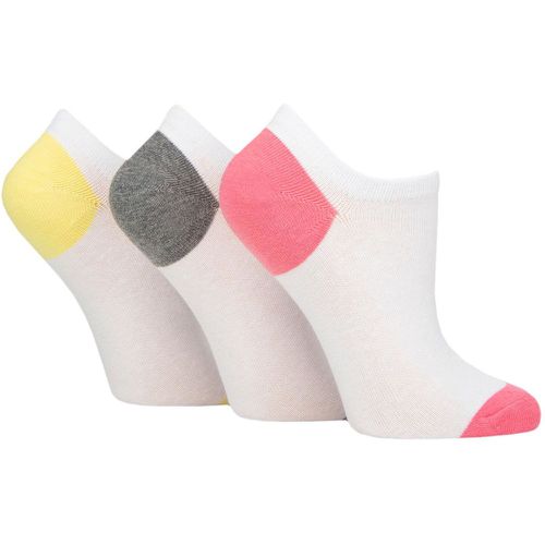 Ladies 3 Pair Plain and Patterned Cotton Trainer Socks Pink / Grey / Yellow Heel & Toe 4-8 Ladies - Pringle - Modalova