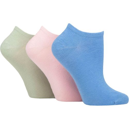 Ladies 3 Pair Bamboo Trainer Socks with Smooth Toe Seams Sage 4-8 - SockShop - Modalova