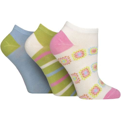 Women's 3 Pair Bamboo Trainer Socks with Smooth Toe Seams Ocean View Patterned 4-8 - SockShop - Modalova