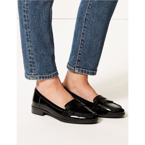 Wide Fit Leather Patent Loafers black - Marks & Spencer - Modalova
