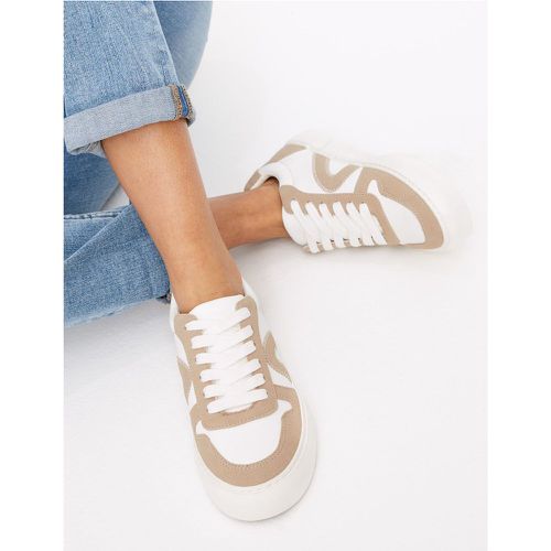 Lace Up Side Detail Trainers white - Marks & Spencer - Modalova