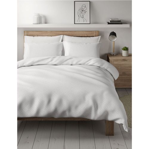 Pure Cotton Textured Bedding Set - Marks & Spencer - Modalova
