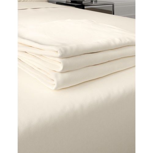 Comfortably Cool Flat Sheet cream - Marks & Spencer - Modalova