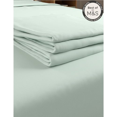 Egyptian Cotton 230 Thread Count Flat Sheet green - Marks & Spencer - Modalova