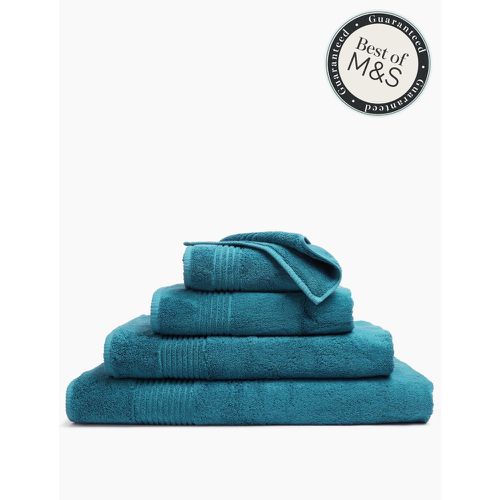 Egyptian Cotton Luxury Towel green - Marks & Spencer - Modalova
